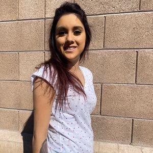 Christian Siriano star shirt size:M